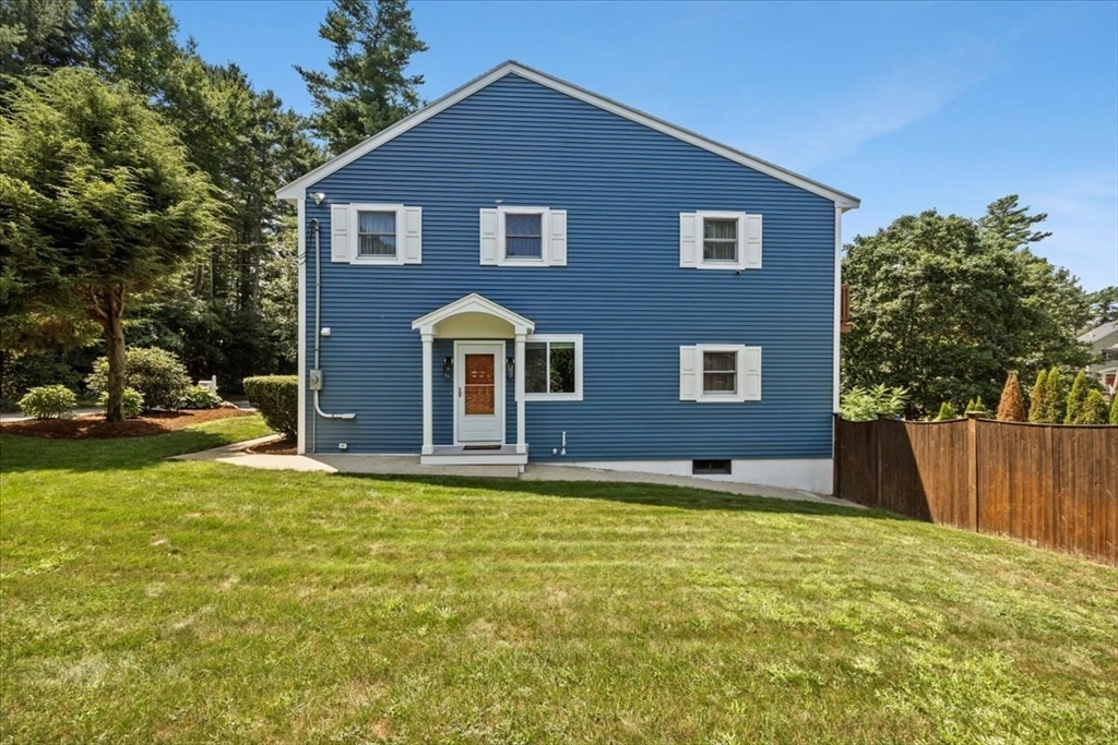Scadding St, Taunton, MA 02780