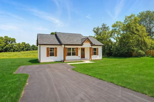 1015 Landing Ln, Adams, TN, 37010-2006 | Card Image