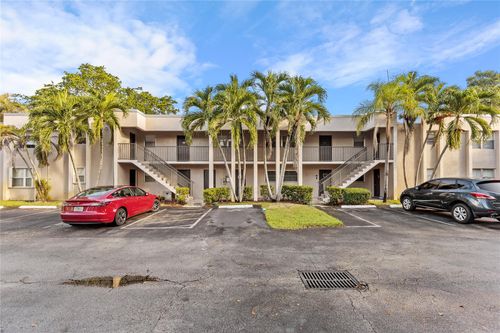 40-8511 Old Country Mnr, Davie, FL, 33328-2955 | Card Image
