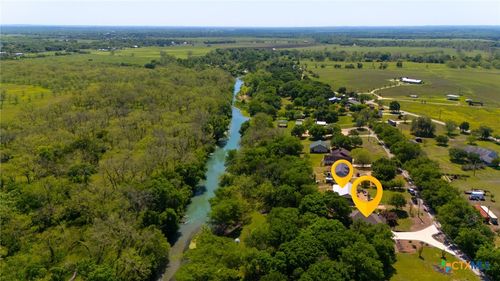 326 Red Bird Ln, Kingsbury, TX, 78638-1901 | Card Image