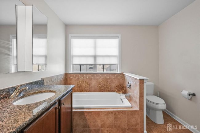 9 Caladium Ct, House other with 5 bedrooms, 3 bathrooms and null parking in Piscataway NJ | Image 21