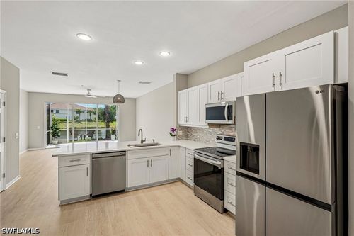 44-1104 Oxford Ln, NAPLES, FL, 34105-4817 | Card Image