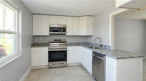 apt-112-1828 Pine Valley Dr, Fort Myers, FL, 33907-4706 | Card Image