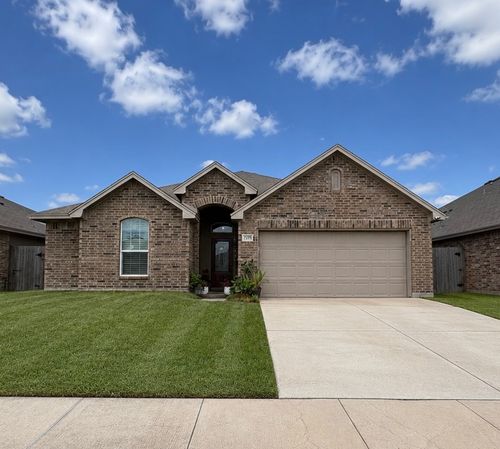 2905 Besterio Dr, Corpus Christi, TX, 78415-4877 | Card Image