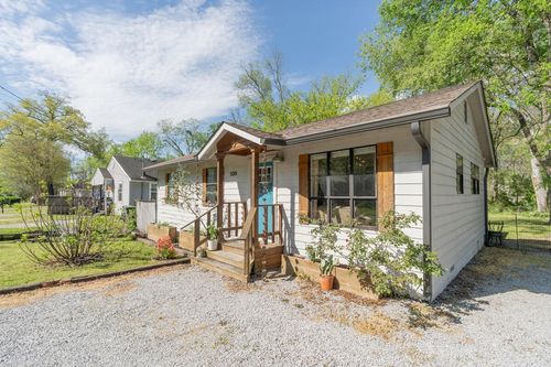 5001 Florida Ave, Chattanooga, TN, 37409-1824 | Card Image