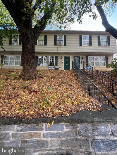 1704 Cotton Street, Townhouse with 2 bedrooms, 1 bathrooms and null parking in READING PA | Image 1