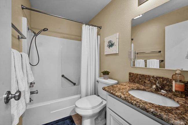 13201 Keys Blvd, House other with 3 bedrooms, 2 bathrooms and 4 parking in Clearlake Oaks CA | Image 19