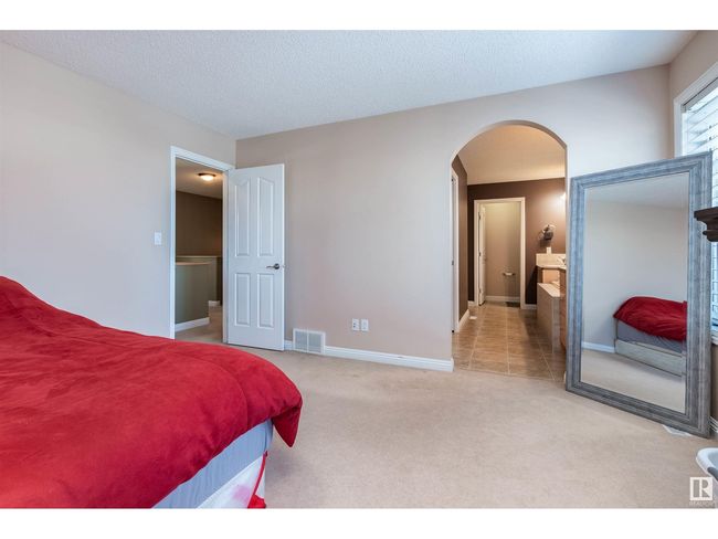 446 Sparling Crt Sw, House other with 4 bedrooms, 4 bathrooms and 4 parking in Edmonton AB | Image 25