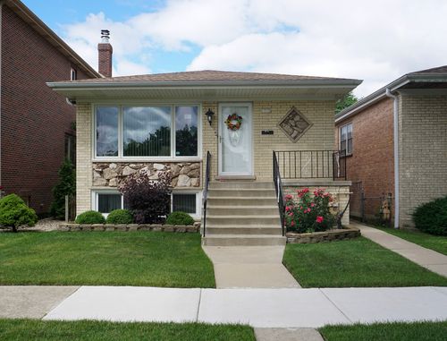 3318 N Page Avenue, Chicago, IL, 60634 | Card Image