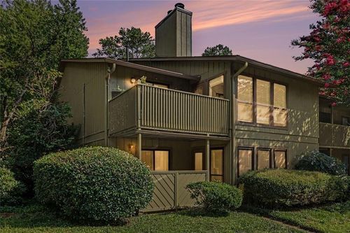 101 Dunbar Dr, Dunwoody, GA, 30338-6536 | Card Image