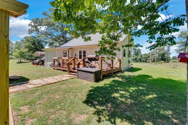 13593 Old Kentucky Rd, Home with 1 bedrooms, 1 bathrooms and 2 parking in Sparta TN | Image 15