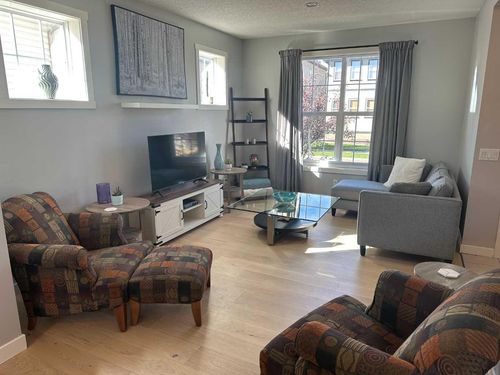 64 Elgin Meadows Manor Se, Calgary, AB, T2Z0S1 | Card Image