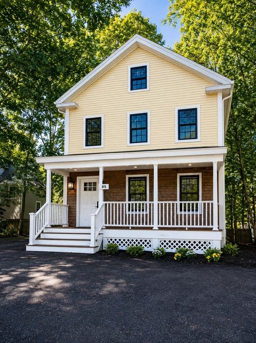 39 Witherbee St, Marlborough, MA, 01752-2115 | Card Image