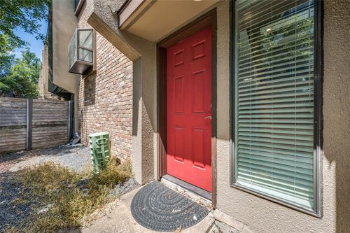apt-104-2020 N Garrett Ave, Dallas, TX, 75206-7357 | Card Image