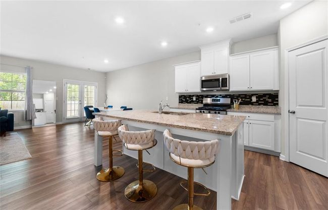 1025 Cherryfield Run, Townhouse with 3 bedrooms, 3 bathrooms and 2 parking in Marietta GA | Image 6