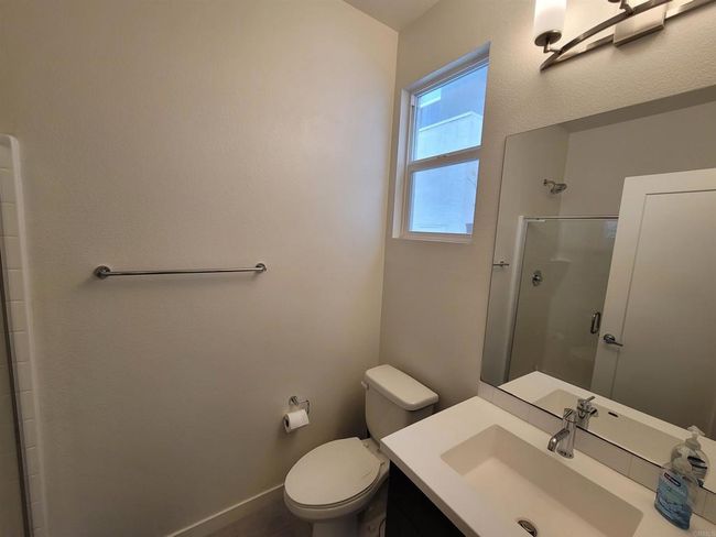 UNIT-2 - 2072 Tango Loop, Condo with 4 bedrooms, 3 bathrooms and 2 parking in Chula Vista CA | Image 40