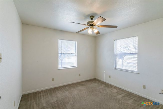 1001 Cherokee Trl, House other with 3 bedrooms, 2 bathrooms and null parking in Kempner TX | Image 10