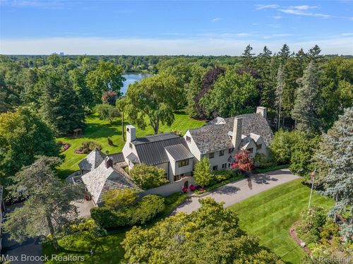 65 Lone Pine Road, Bloomfield Hills, MI, 48304 | Card Image
