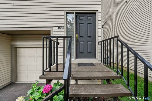 10c-2435 Bedford St, Stamford, CT, 06905-3971 | Card Image