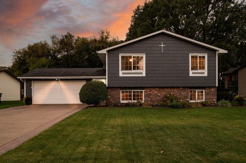 7101 120th Ave N, Champlin, MN, 55316-2258 | Card Image
