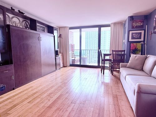 apt-1309-3660 N Lake Shore Dr, Chicago, IL, 60613-5307 | Card Image