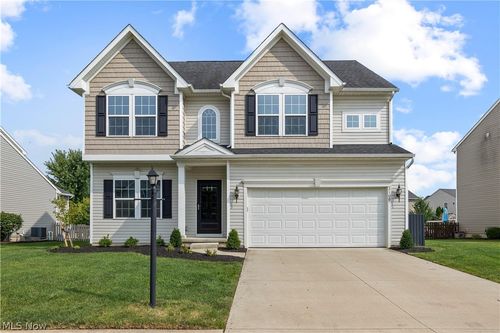 3109 Woodland Trl, Avon, OH, 44011-5740 | Card Image