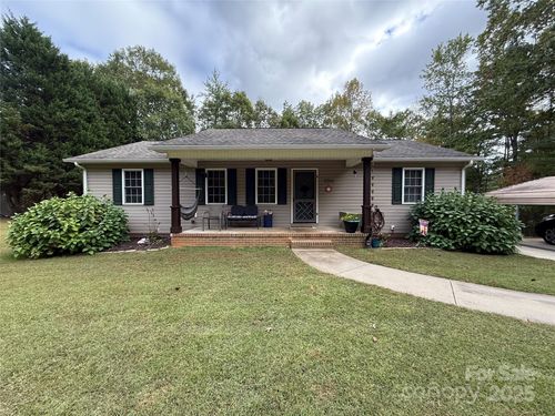 2765 Hollybrook Ln, Morganton, NC, 28655-6805 | Card Image