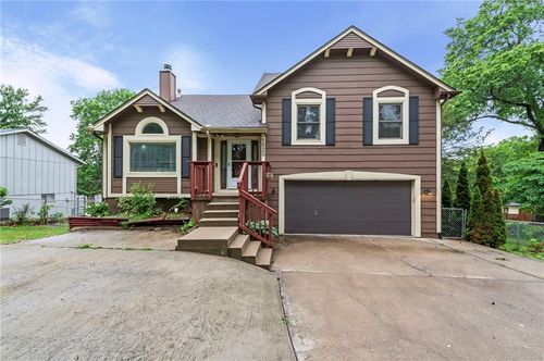 1520 82nd St, Kansas City, KS, 66112-2122 | Card Image