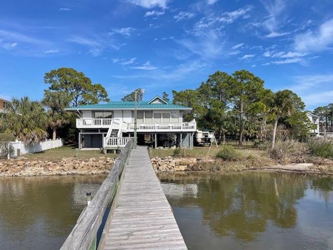 515 W Sawyer St, House other with 3 bedrooms, 3 bathrooms and 6 parking in St. George Island FL | Image 43