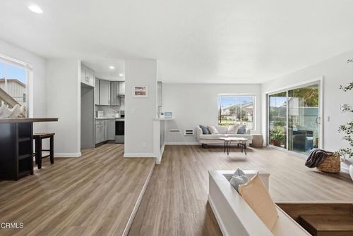 3107 Harbor Blvd, Oxnard, CA, 93035-3925 | Card Image