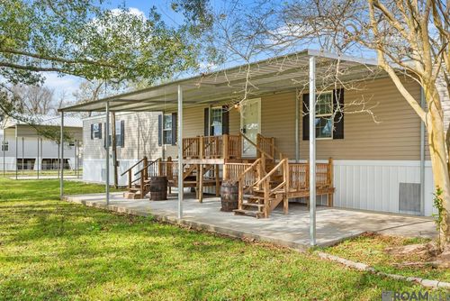 44422 Melancon St, Sorrento, LA, 70778-3514 | Card Image