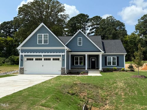183 Tee Dr, Selma, NC, 27576-2399 | Card Image