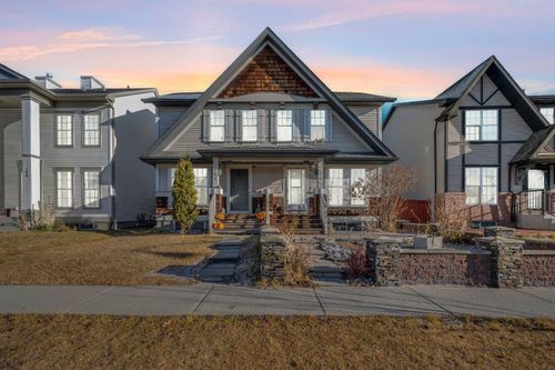207 Elgin Meadows Gdns Se, Calgary, AB, T2Z0M3 | Card Image