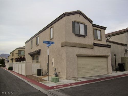 620 White Shark Ct, North Las Vegas, NV, 89084-1240 | Card Image