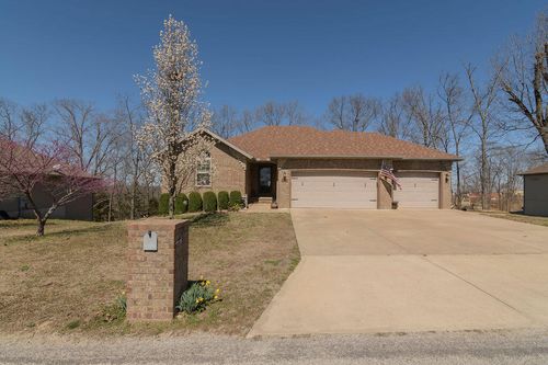 1405 Emory Creek Blvd, Branson, MO, 65616-7556 | Card Image