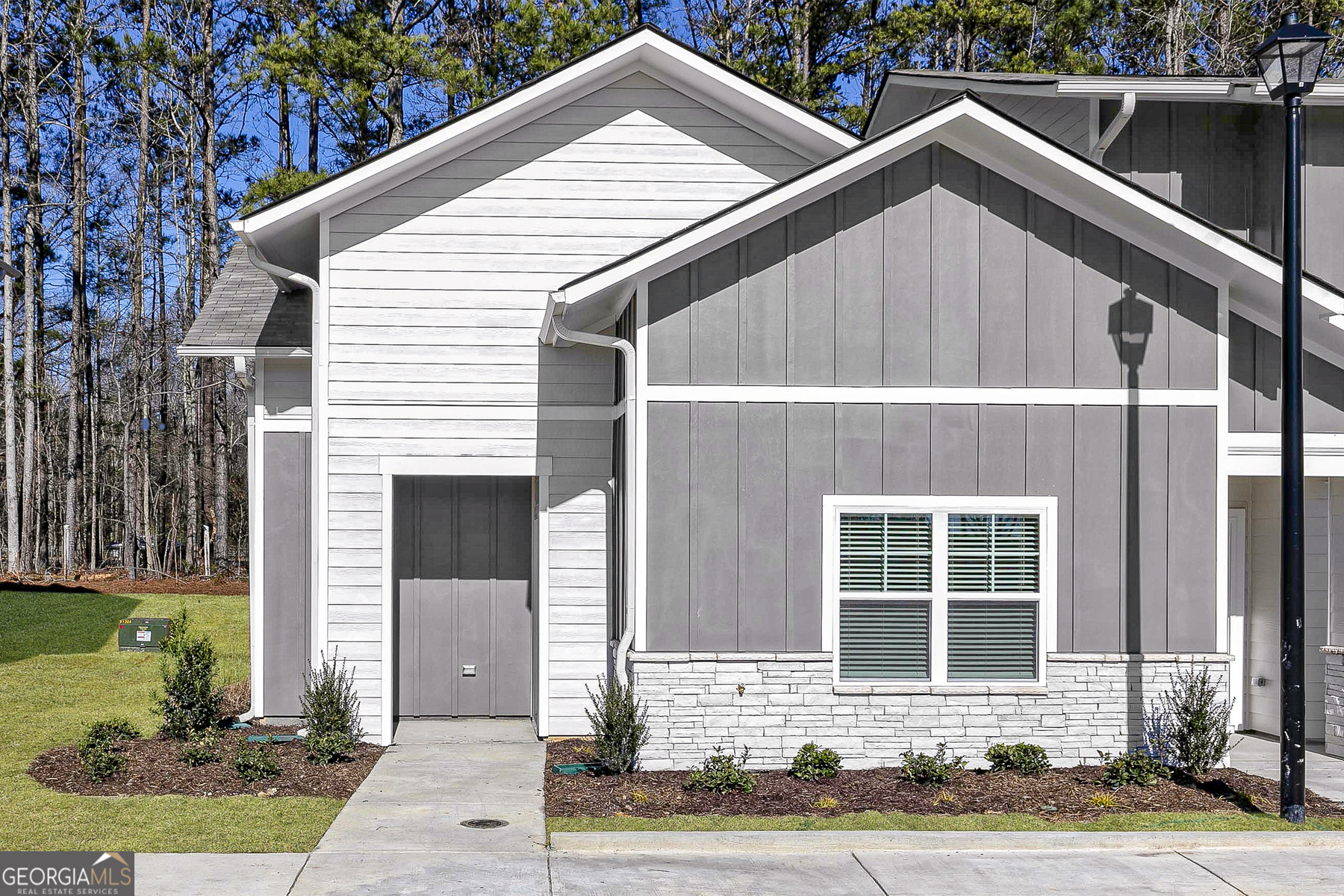 Rooker Dr, Lagrange, GA 30241