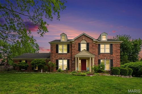 4717 Southridge Park Ct, Oakville, MO, 63129-1761 | Card Image