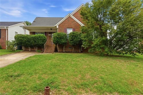 2303 Blair Khazan Dr, Greensboro, NC, 27405-4386 | Card Image