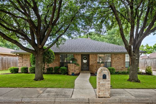 2720 Margaret Dr, Arlington, TX, 76012-5372 | Card Image