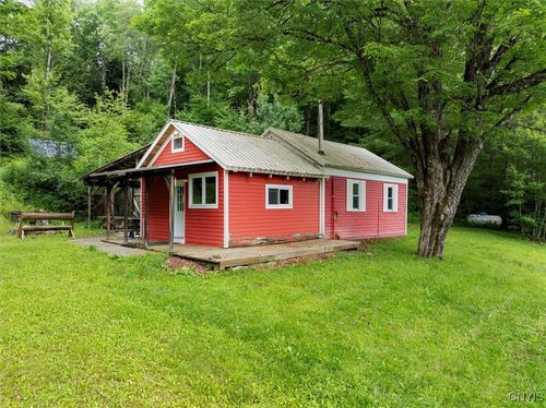 9255 Brown Rd, West Edmeston, NY, 13485 | Card Image