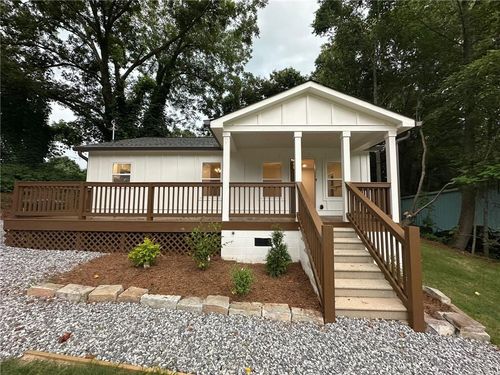 79 S Pine St, Toccoa, GA, 30577-3373 | Card Image