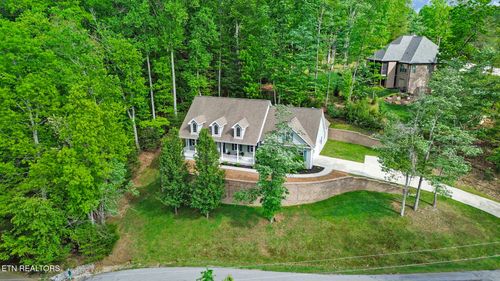 58 Brummel Ln, Crossville, TN, 38558-2632 | Card Image
