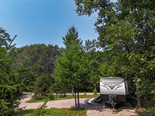 227 S Fern Ln, Oxford, WI, 53952-8774 | Card Image