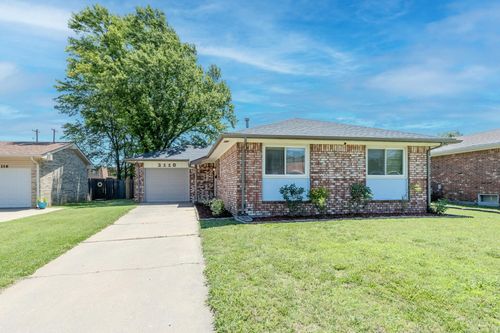 2110 Moyle St, Augusta, KS, 67010-2136 | Card Image