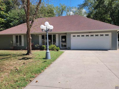 2530 Willow Ln, Emporia, KS, 66801 | Card Image