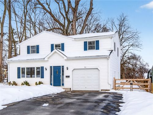 95 Summit St, Fairport, NY, 14450-2528 | Card Image