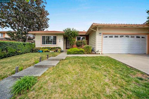 613 Chardonnay Dr, Fremont, CA, 94539-8008 | Card Image