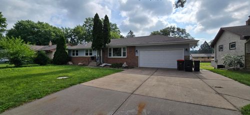 1728 Duluth St, Maplewood, MN, 55109-4310 | Card Image