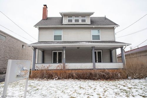 131 Poland Ave, Struthers, OH, 44471-1726 | Card Image