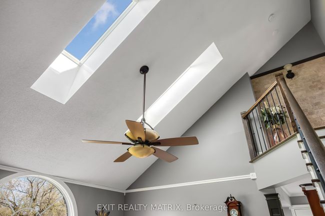 1920 Landry St, House other with 3 bedrooms, 3 bathrooms and 9 parking in Clarence Creek ON | Image 22